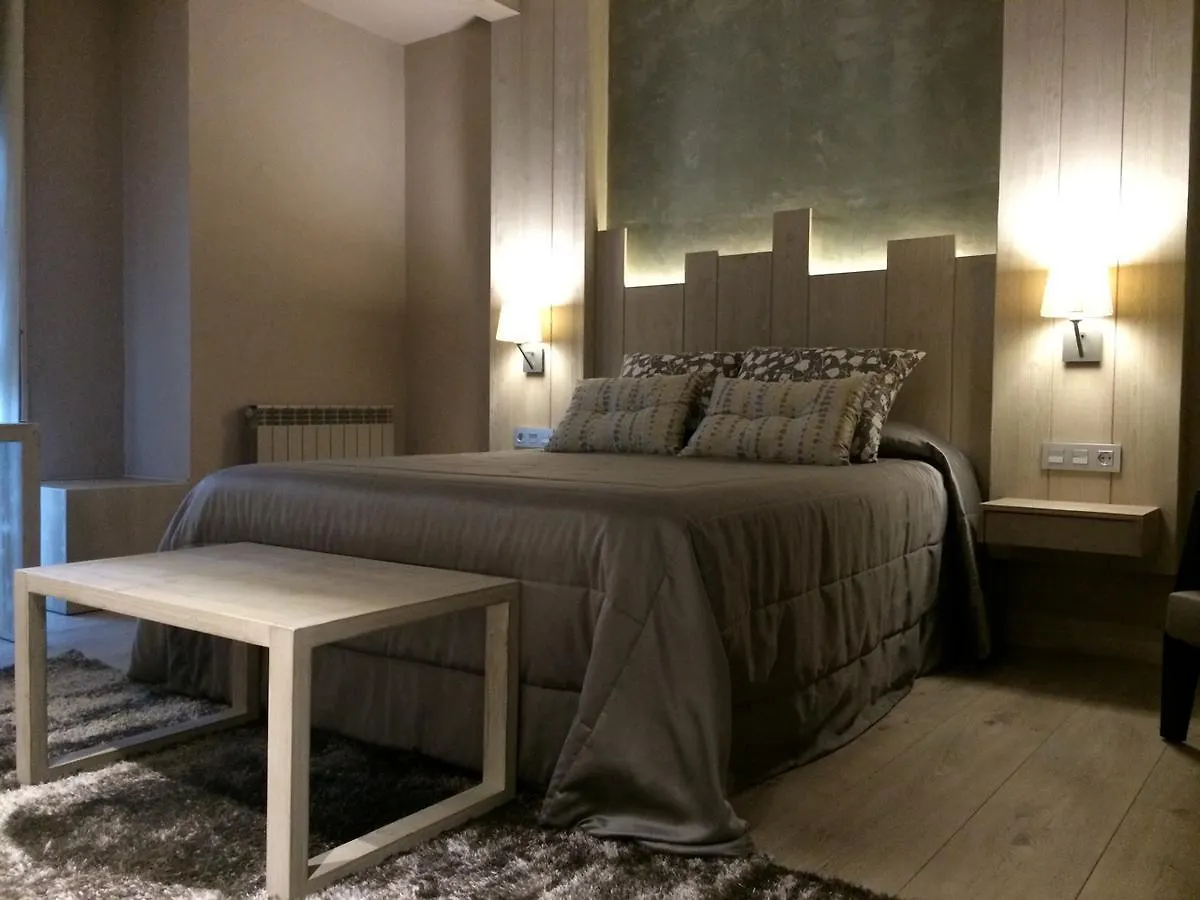 Hostal Pey Bohí 2*,